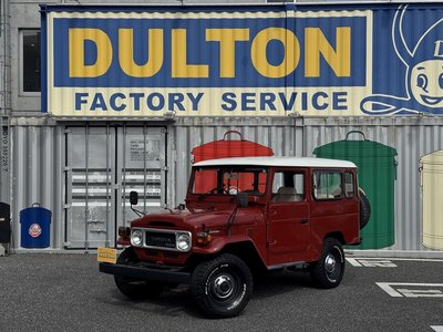 TOYOTA LAND CRUISER 40 - 3