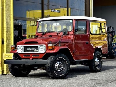 TOYOTA LAND CRUISER 40