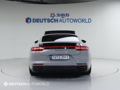 صورة 3 لـ 2017 Porsche PANAMERA