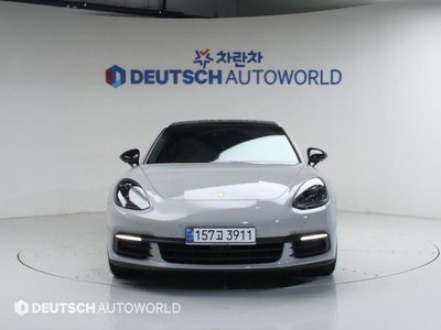 صورة 2 لـ 2017 Porsche PANAMERA