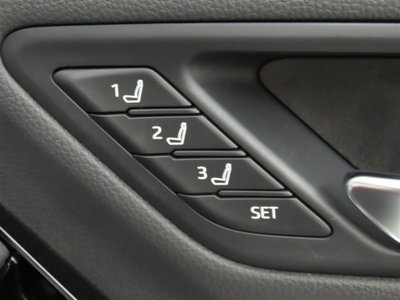 2023 Toyota LAND CRUISER 300 — миниатюра 14