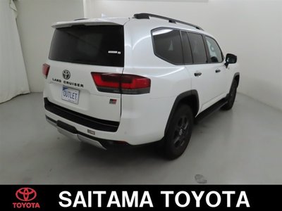 TOYOTA LAND CRUISER 300 - 8