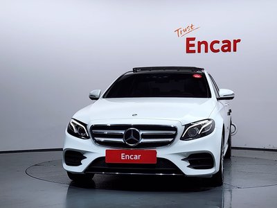 2019 Mercedes-BENZ E-CLASS — фото 2