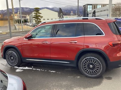 MERCEDES-BENZ EQB - 3