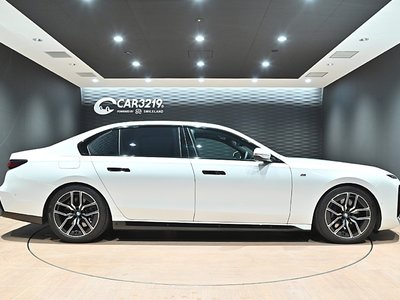 BMW 7 SERIES - 10