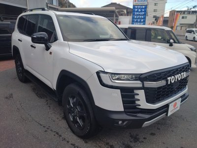 TOYOTA LAND CRUISER 300 - 4