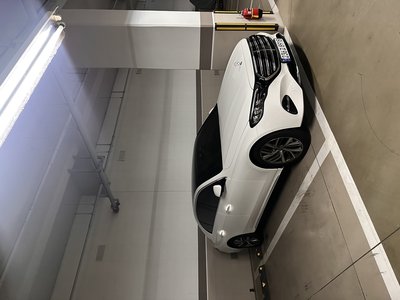 MERCEDES-BENZ E-CLASS - 4