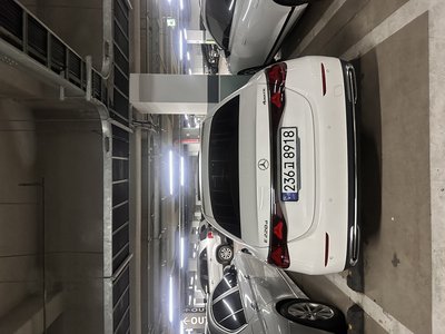 MERCEDES-BENZ E-CLASS - 3