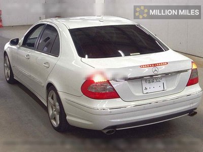 MERCEDES-BENZ E-CLASS - 2