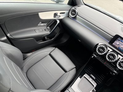 MERCEDES-BENZ A-CLASS - 9