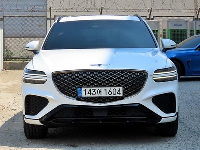 2021 Genesis GV70 photo 2