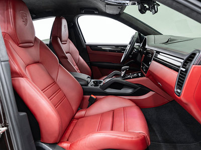 2023 Porsche CAYENNE thumbnail 15