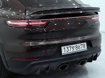 2023 Porsche CAYENNE thumbnail 12