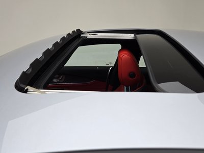 2025 Mercedes-BENZ GT AMG — миниатюра 12