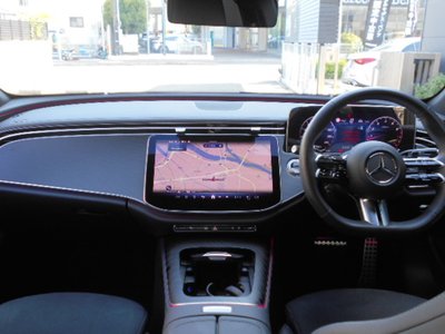 صورة 7 لـ 2025 Mercedes-BENZ E-CLASS