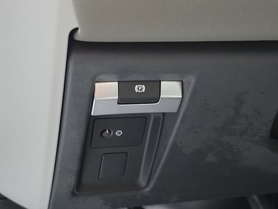 2021 LAND Rover DEFENDER — миниатюра 28