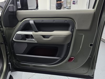 2021 LAND Rover DEFENDER — миниатюра 15