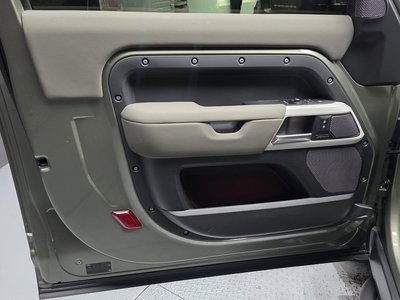 2021 LAND Rover DEFENDER — миниатюра 14