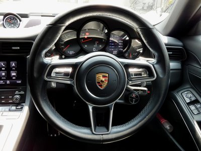 صورة مصغرة 16 لـ 2017 Porsche 911