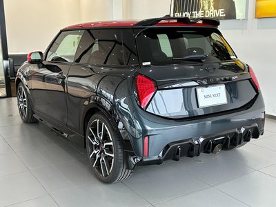 صورة 8 لـ 2025 MINI COOPER