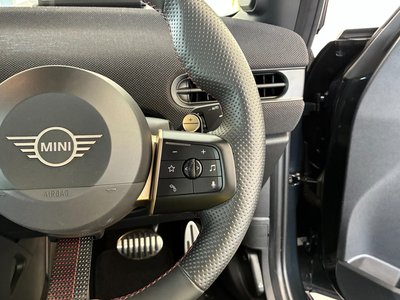 2025 MINI COOPER thumbnail 22