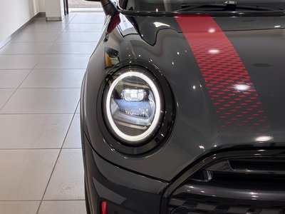 2025 MINI COOPER thumbnail 18