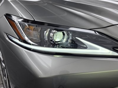 صورة 9 لـ 2024 Lexus ES