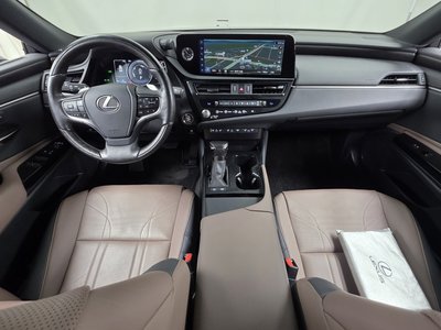 صورة 5 لـ 2024 Lexus ES