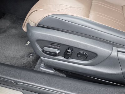 2024 Lexus ES — миниатюра 31