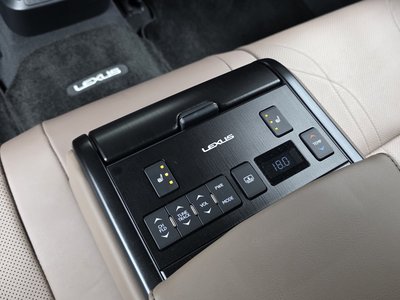 2024 Lexus ES — миниатюра 33