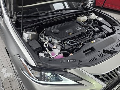صورة 7 لـ 2024 Lexus ES