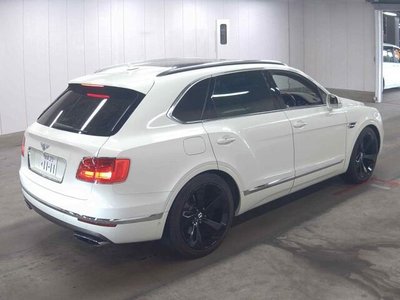 BENTLEY BENTAYGA - 5