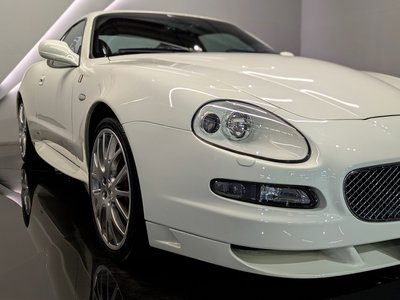 MASERATI COUPE - 10