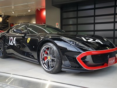 FERRARI 812 SUPERFAST - 1