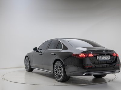 MERCEDES-BENZ E-CLASS - 5