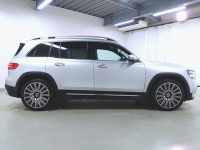 MERCEDES-BENZ GLB - 8