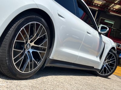 2021 Porsche TAYCAN 缩略图 16