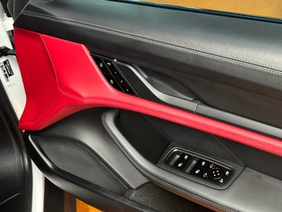 2021 Porsche TAYCAN 缩略图 34