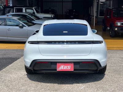 2021 Porsche TAYCAN 缩略图 14