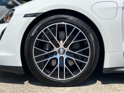 2021 Porsche TAYCAN 缩略图 11