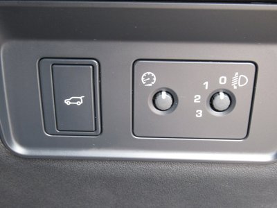 2024 LAND Rover DISCOVERY SPORT — миниатюра 104