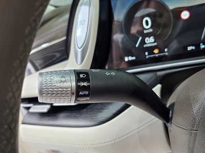 2022 Genesis G90 (RS4) thumbnail 30