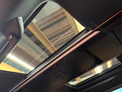 2025 Toyota ALPHARD — фото 3