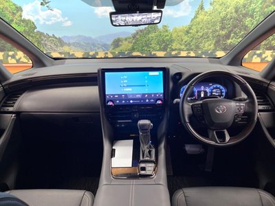 2025 Toyota ALPHARD — фото 2