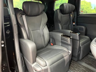 2025 Toyota ALPHARD — миниатюра 11