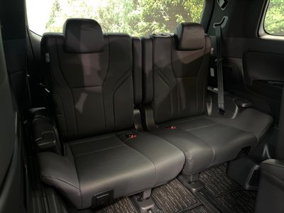 2025 Toyota ALPHARD — миниатюра 12