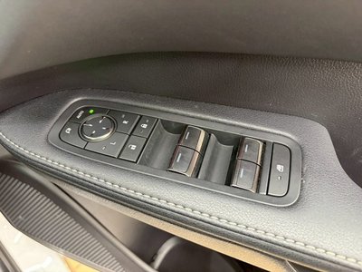 صورة مصغرة 47 لـ 2023 Lexus RX