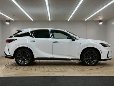 صورة مصغرة 18 لـ 2023 Lexus RX