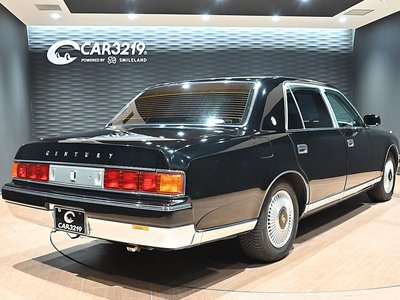2001 Toyota CENTURY photo 5