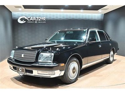 2001 Toyota CENTURY photo 1